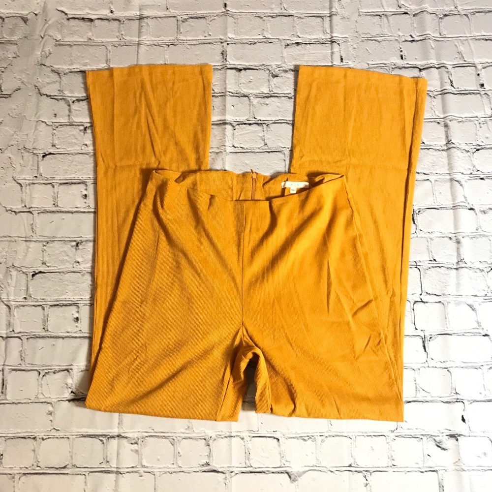 Free SHIPPING! 🔥 High waisted cords